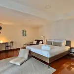 Bright Spacious Rental Unit Silom